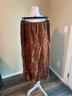 Vintage Silverado Women's Velvet Maxi Skirt - Brown
